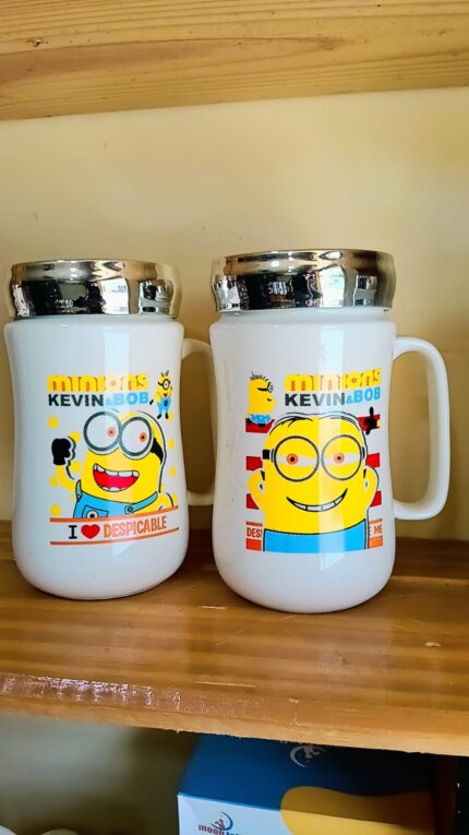 Minions Ceramic Mugs ā Kevin & Bob Edition with Silver Lids